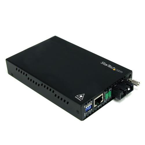 StarTech.com Convertisseur Ethernet sur Fibre Optique MonoMode SC - 10/100Mb/s - 30km - ET90110SM302