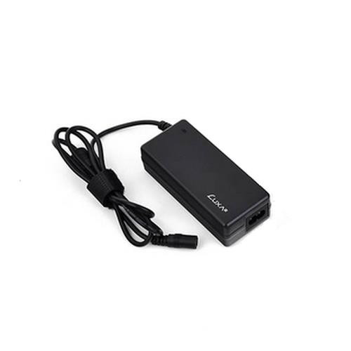 Thermaltake LUXA2 EngerG Bar adaptateur de puissance & onduleur Intérieure 90 W Noir - PO-ULA-PC90BK-00