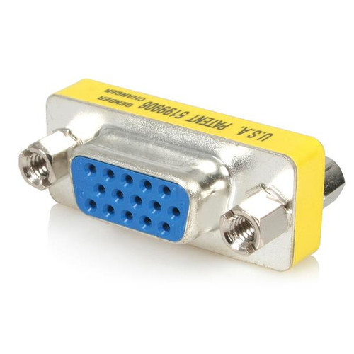 StarTech.com GC15HSF – Changeur de genre VGA HD15 slim - Adaptateur VGA vers VGA - F/F