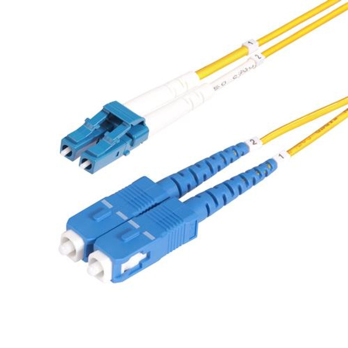 StarTech.com Câble Fibre Optique de 15m Duplex Monomode LC vers SC(UPC) OS2, 9/125µm, 100G, Cordon Fibre Optique, Insensible à la Courbure, Faible Perte d'Insertion, Cordon Patch Fibre LSZH - SMLCSC-OS2-15M