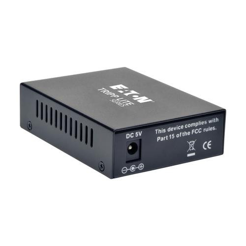 Tripp Lite  convertisseur de support réseau 100 Mbit/s 1310 nm Monomode Noir - N784-001-SC-15