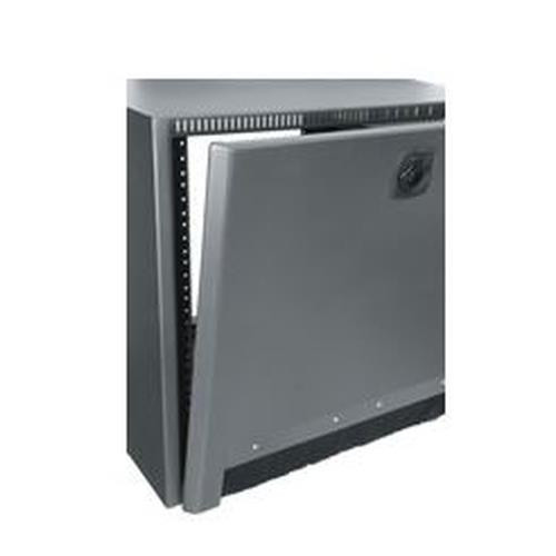 Middle Atlantic Products Solid Rear Access Panel w/Brush Cable Entry 12 Space Panneau arrière - DT-RAP12
