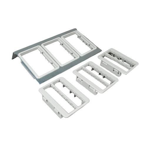 WIREMOLD  Plaque de commutation et obturateur Blanc - C8005P-3RT