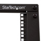 StarTech.com Rack Serveur Mobile 8U à 4 Montants, Rack Réseau 19" avec Roulettes, Rack Roulant avec Profondeur Ajustable pour PC/AV/Données/Équipement IT - Roulettes, Pieds de Nivellement ou Montage au Sol - 4POSTRACK8U