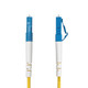 StarTech.com Câble Fibre Optique de 1m Simplex Monomode LC à SC (UPC) OS2, 9/125µm, 40G/100G, Cordon Fibre Optique, Insensible à la Courbure, Faible Perte d'Insertion, Cordon Patch Fibre LSZH - SPSMLCSC-OS2-1M
