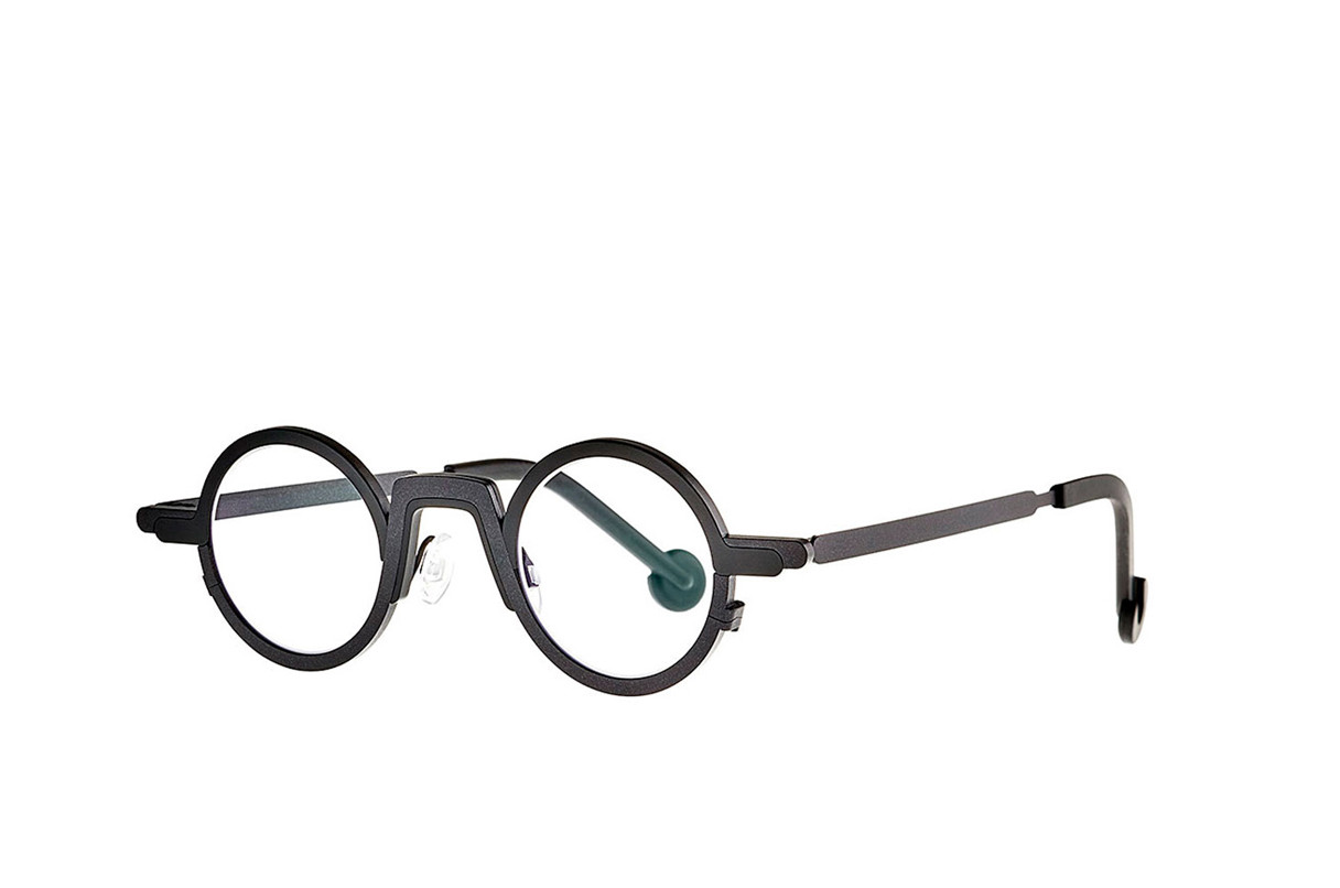 Myeong-Dong | Theo | Designed in Antwerp, Belgium | Exclusive Eyewear