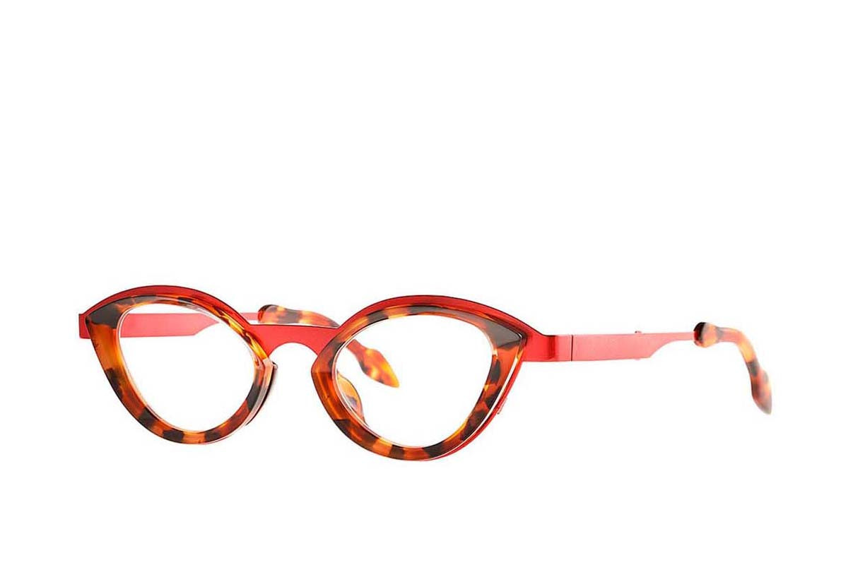 Eye | Theo | Designed in Antwerp, Belgium | Exclusive Eyewear