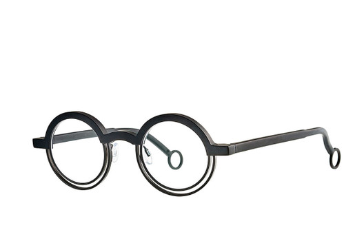 Theo Kicker, Theo Designer Eyewear, artistic eyewear, fashionable glasses