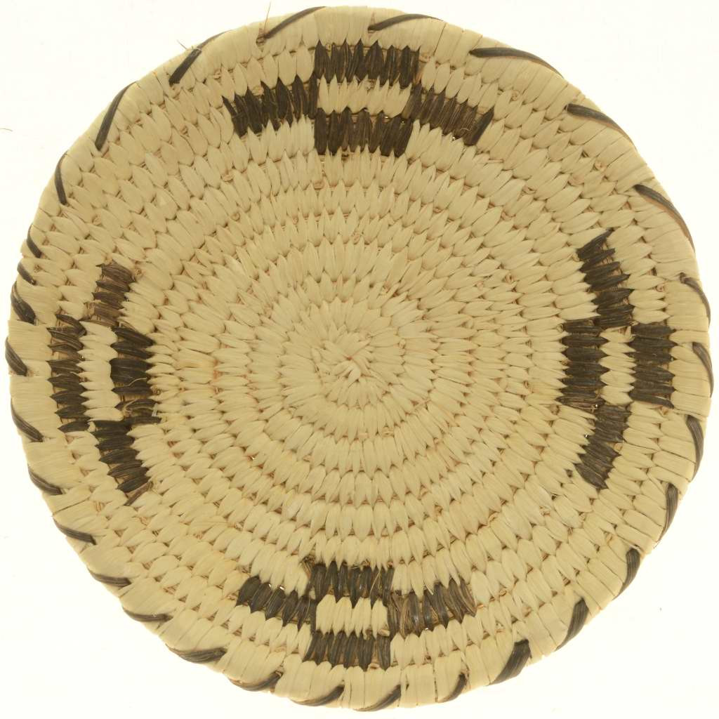 Vintage Tohono O'odham Indian Basket Coyote Tracks Pattern 27213