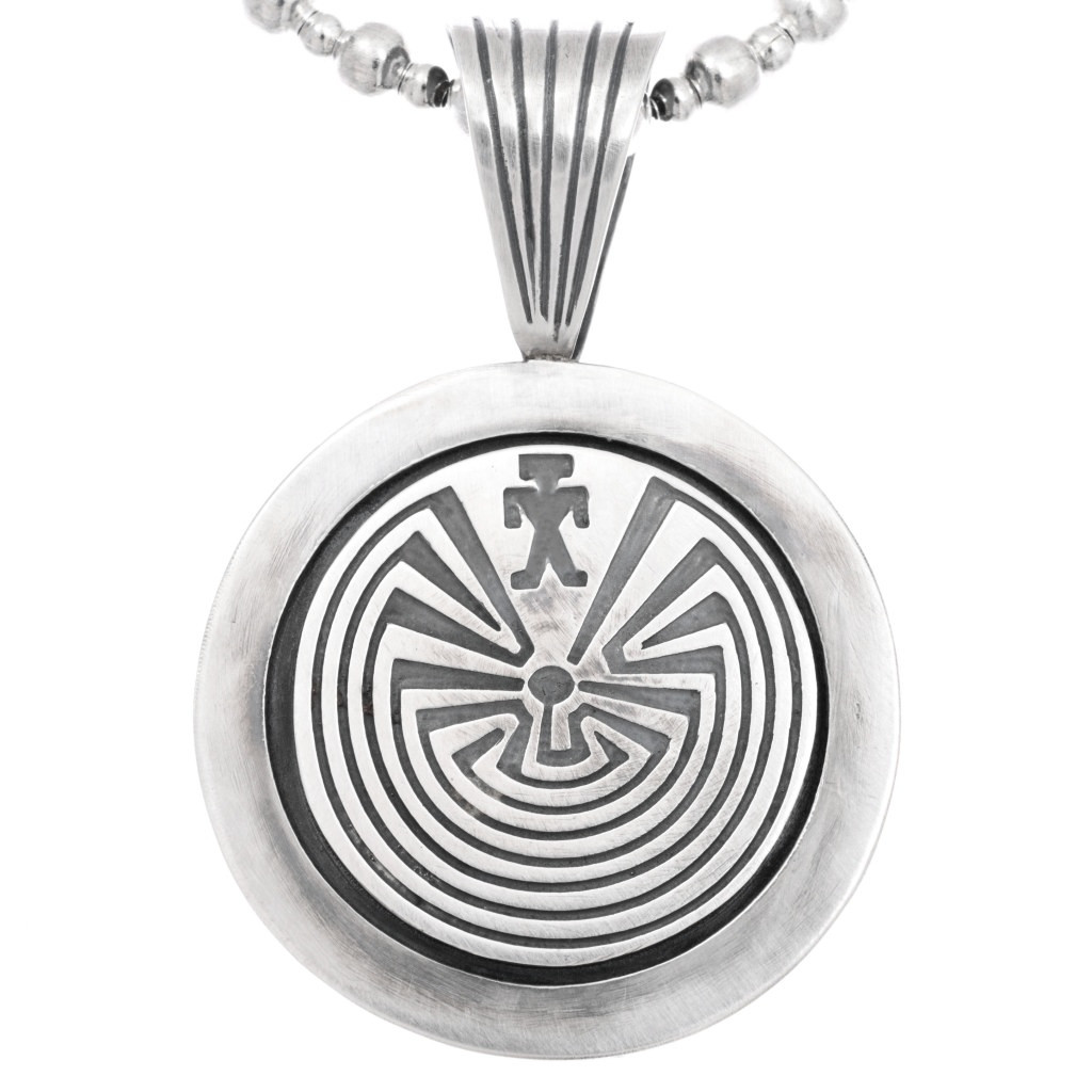 アクセサリー hopi jewelry Man in the Maze Sterling Man in the Maze Sterling Pendant Navajo Silver with Bead Necklace