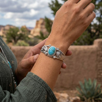 Authentic Native American Turquoise Bracelet Womens 23899
