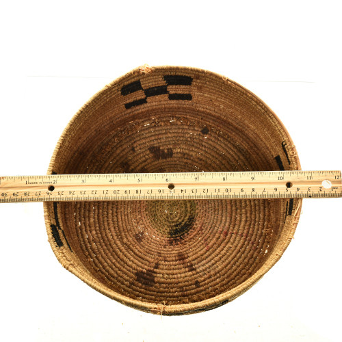 Old Navajo Indian Basket 28797