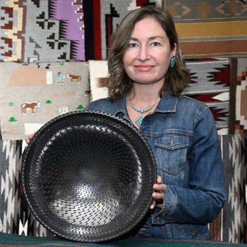 Vintage Black Mata Ortiz Textured Pottery Bowl 47760