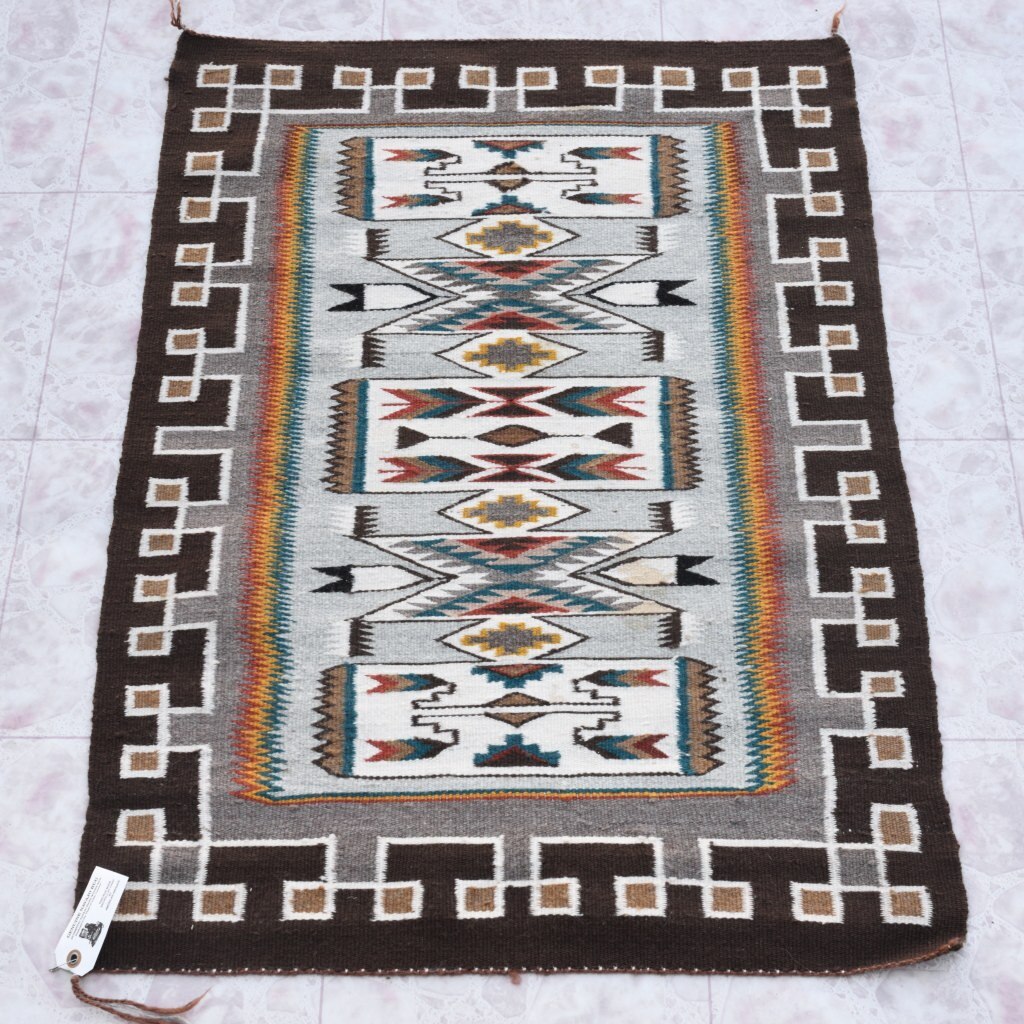 Traditional Teec Nos Pos Vintage Hand Woven Navajo Rug?ver