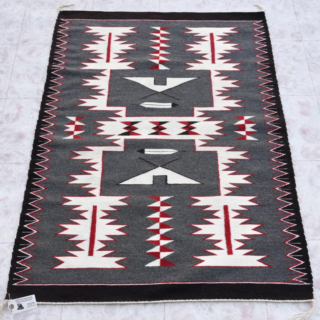 Vintage Storm Pattern Handwoven Wool Traditional Navajo Rug