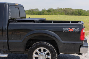 Hard Low Profile Bed Cover | 6'10" Bed | Ford F-250/F-350 Super Duty (99-16) Hard Low Profile Bed Cover | 6'10" Bed | Ford F-250/F-350 Super Duty (99-16)