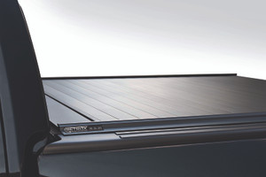 Retrax 14-up Chevy/GMC 5.8ft Bed w/ Stake Pocket (Alum Cover) RetraxPRO MX