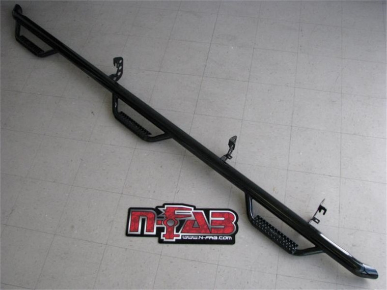 N-Fab Nerf Step 07-13 Chevy-GMC 2500/3500 Ext. Cab 6.5ft Bed - Tex. Black - Bed Access - 3in