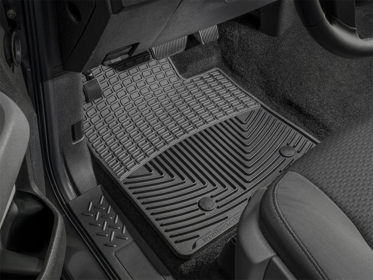 WeatherTech 2017+ Nissan Titan Rear Rubber Mats - Black