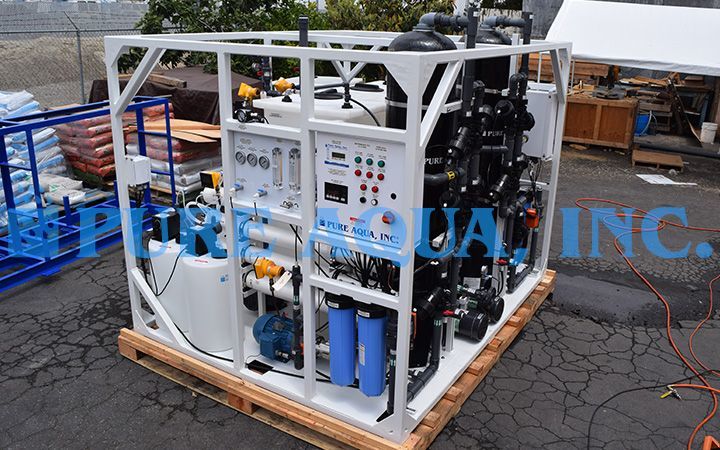 Offshore Commercial d’Eau de Mer par Osmose Inverse Paquet 2 X 3.200 GPD - Malaisie