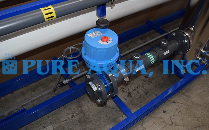 Machine Industrielle Inverse Osmose pour l'eau Mise en Bouteille 87000 GPD - Algérie