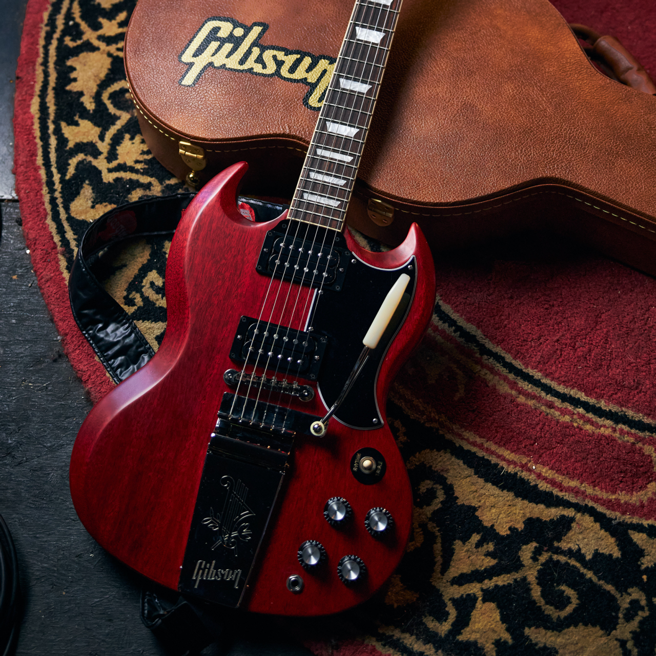 Gibson SG Standard '61 Faded Maestro Vibrola Electric Guitar