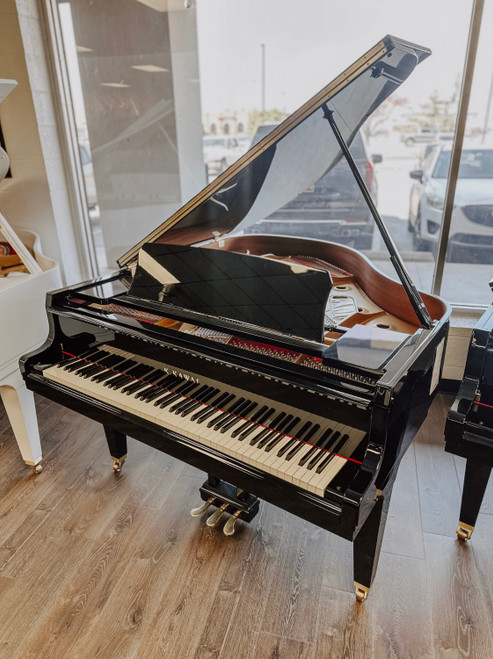 Kawai GL-30 5'5" Grand Piano | Ebony Satin