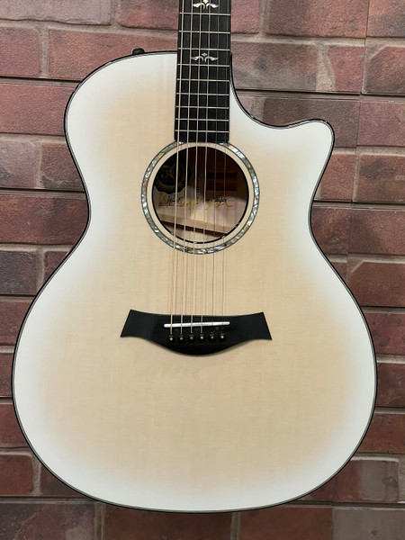 Taylor 614ce 50th anniversary 2024 - Trans White Edgeburst
