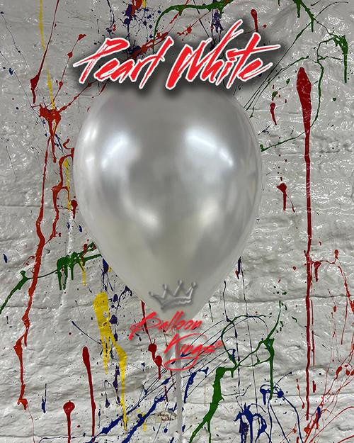11in Pearl White latex balloon