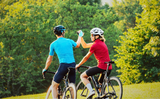 An Essential Guide To Purchase Men and Women Cycling Outfit and Accessories