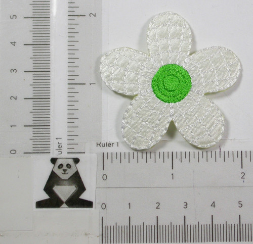 Daisy 2" White and Green