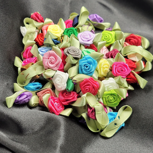 Flat Satin Ribbon Roses with Leaf 1 1/8" (28mm)  x 5/8" (16mm) Pack of 25
