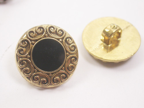 Button 3/4" (19mm) Gold with Black Center - Per Piece