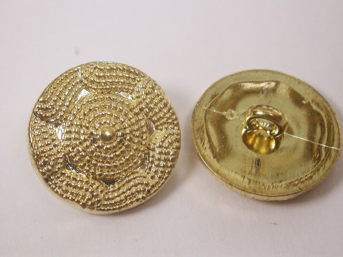 Button 7/8" (22mm) Gold with Fancy Detail  - Per Piece
