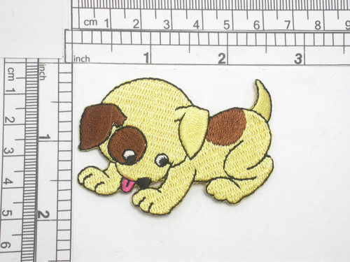 Playful Puppy Dog  Iron On Patch Applique *colors*

Embroidered Fully

Measures 2 1/2" across x 2" high  (63mm x 51mm) approx