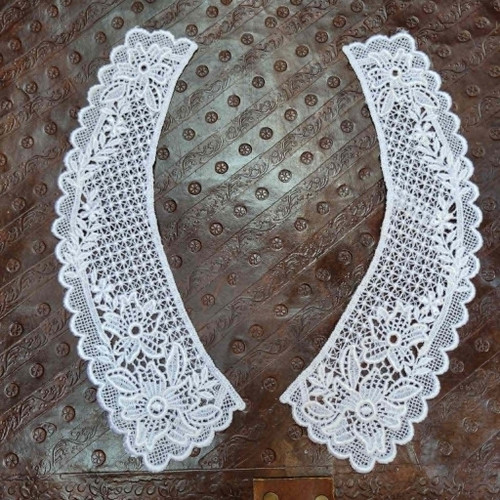 Venice Lace Collar Appliques - Left & Right White
