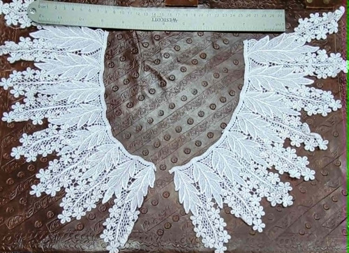 Venice Lace Collar Appliques - Left & Right Pair Off White