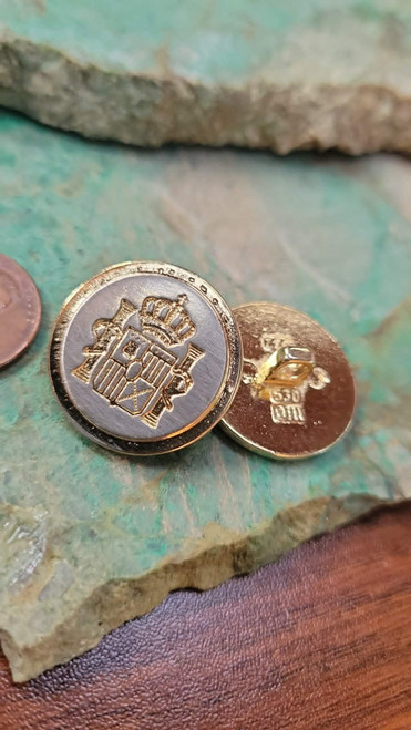 Dill Knopf Crown & Crest  2 tone Metal 23mm Shank Button Per Piece