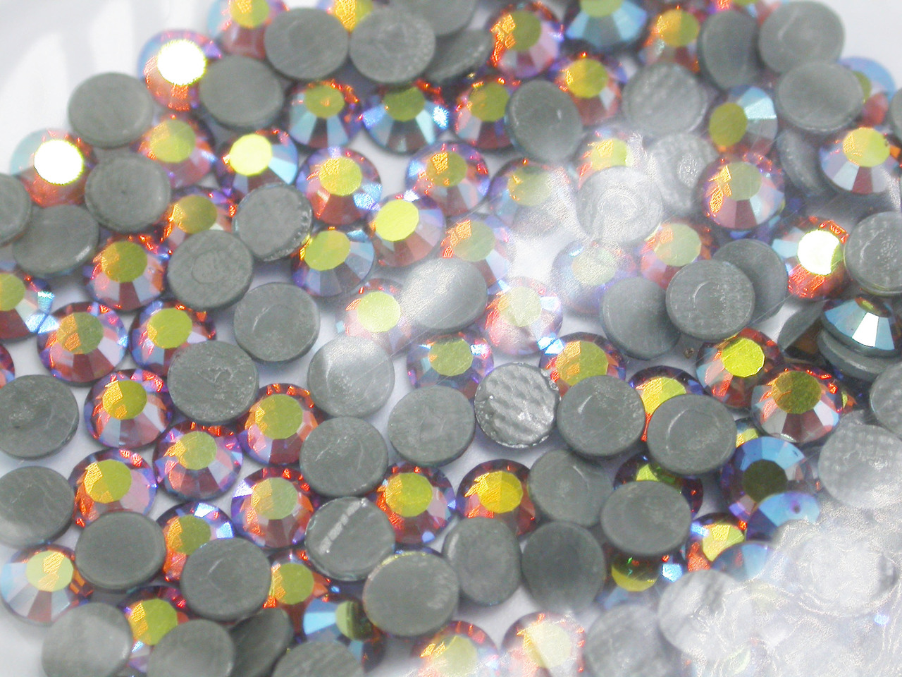 Bead Landing Glass Flatback Rhinestones - Jet - SS20 Each