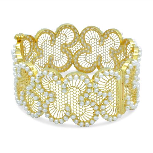 21K Yellow Gold Bahraini Pearl Floral Mesh Bangle with screw hinge