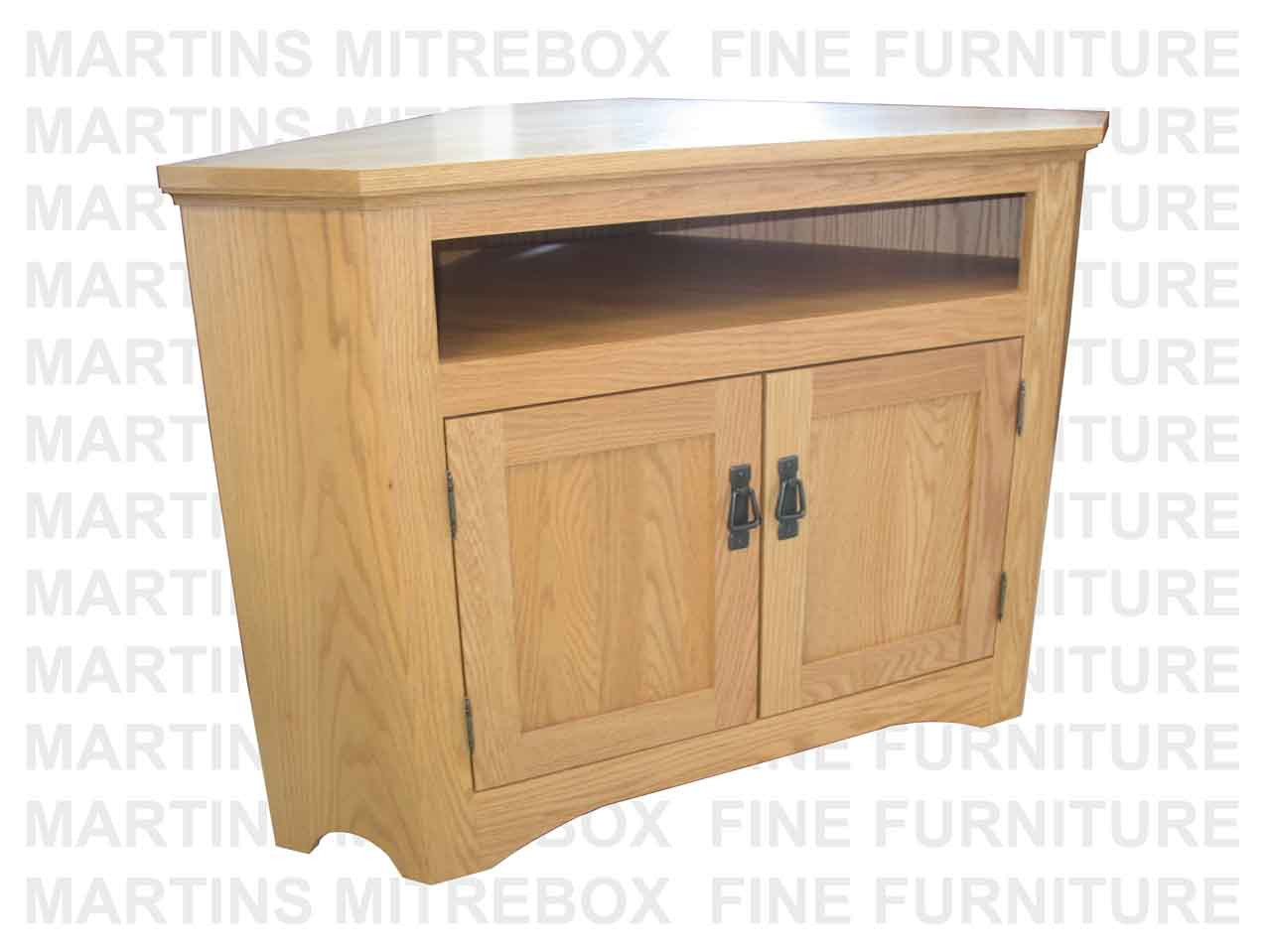 Oak Montana Corner TV Stand