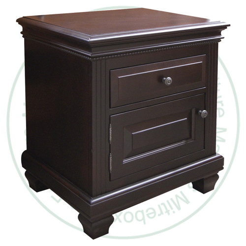 Maple Florentino Nightstand With 1 Door And 1 Drawer