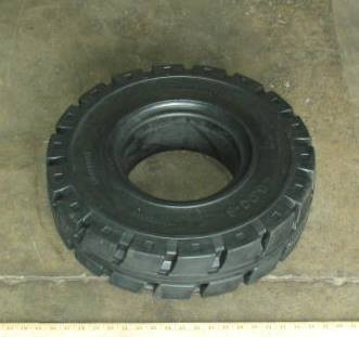 RAMPTECH 600x9 Solid Industrial Tread Tire for Ground Support Equipment