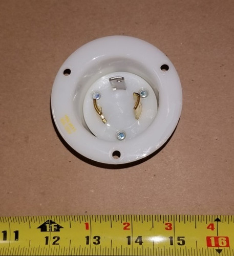 RECEPTACLE, 125V 30A-035615