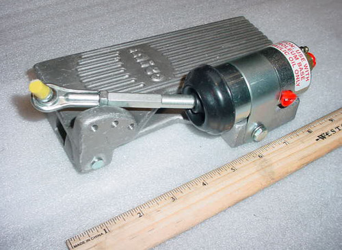 Hydraulic Fluid Actuator Pedal for Ground Support Equipment