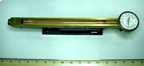 GSE Fluid Level Gauge | Compatible with Commander 15i Loaders & LMD-2000 Deicers | OEM-Grade