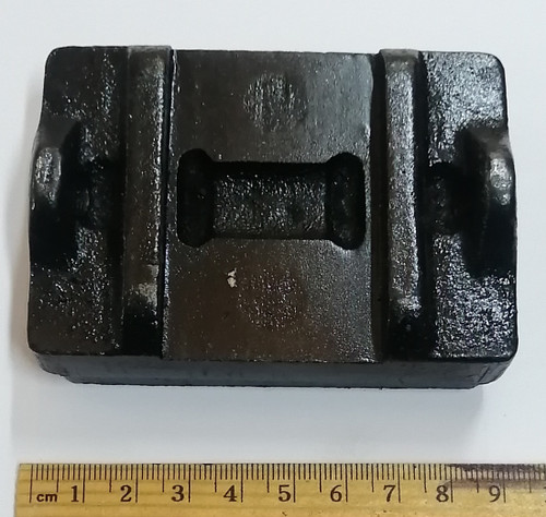 One-Piece Brake Pad for SCHOPF F220, STEWART + STEVENSON GT-90/100C, TUG GT100