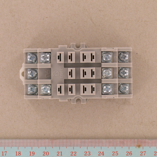 SOCKET- RELAY - DIN RAIL MOUNT-RE5093