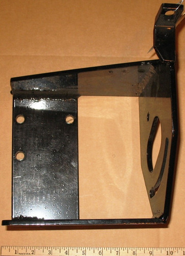 Hydraulic Pump Mount Bracket for TUG 660/661/663 Ground Support Equipment