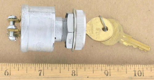 Keyed Ignition Switch for Ground Support Equipment